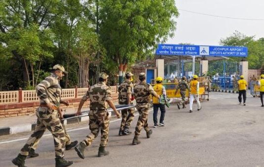 பாகிஸ்தான் எல்லையை ஒட்டிய மாநிலங்களில் பாதுகாப்பு ஒத்திகை தள்ளிவைப்பு