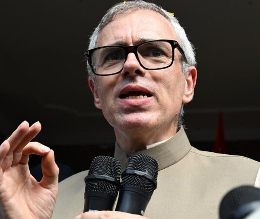 தீவிரவாதிகளின் தாக்குதல்களுக்கு நாங்கள் ஒருபோதும் அஞ்சமாட்டோம்: முதல்வர் உமர் அப்துல்லா கருத்து