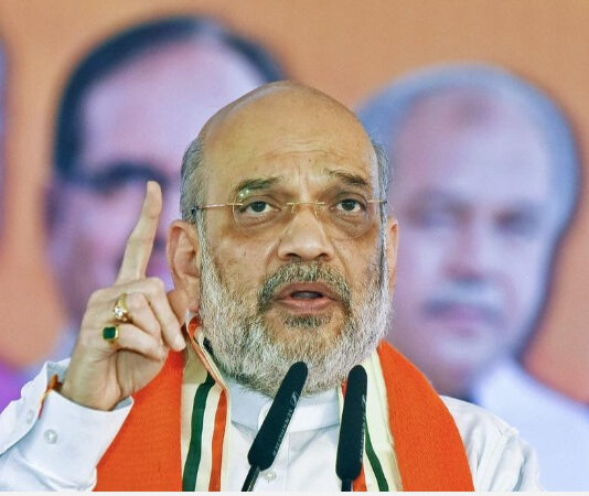 காஷ்மீர் மக்களின் இழப்பை அரசு வேலை ஈடு செய்யாது: அமித் ஷா உருக்கம்