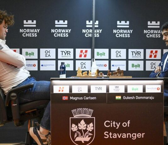 நார்வே செஸ் முதல் சுற்றில் குகேஷை வீழ்த்தினார் கார்ல்சன்