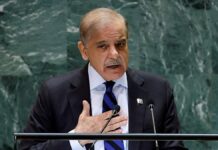 பிரம்மோஸ் ஏவுகணைகள் மூலம் பாக். விமான தளங்கள் மீது தாக்குதல்: பிரதமர் ஷெபாஸ் ஷெரீப் ஒப்புதல்