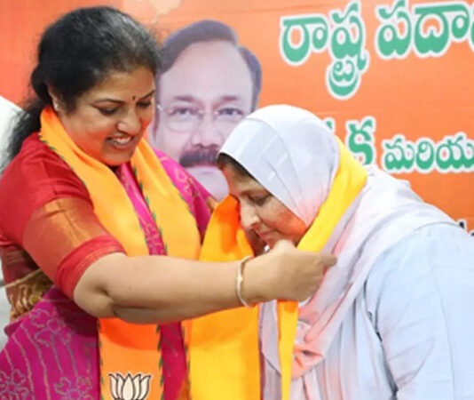 ஆந்திர மேலவை துணை தலைவர் ஜகியா கசம் பாஜகவில் இணைந்தார்