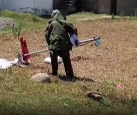 காஷ்மீரில் வெடிக்காத 42 குண்டுகள் செயலிழப்பு