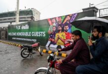 இந்திய தாக்குதல் எதிரொலி: பிஎஸ்எல் போட்டிகளை தொடர்வது குறித்து பிசிபி அவசர ஆலோசனை