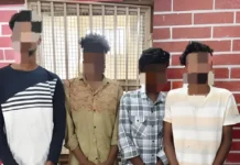 கோட்டாரில் கஞ்சா விற்ற 4 பேர் கைது