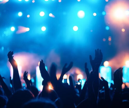 பெங்களூருவில் ‘ரேவ் பார்ட்டி’யில் ஈடுபட்ட சீன பெண் உட்பட 31 பேர் கைது