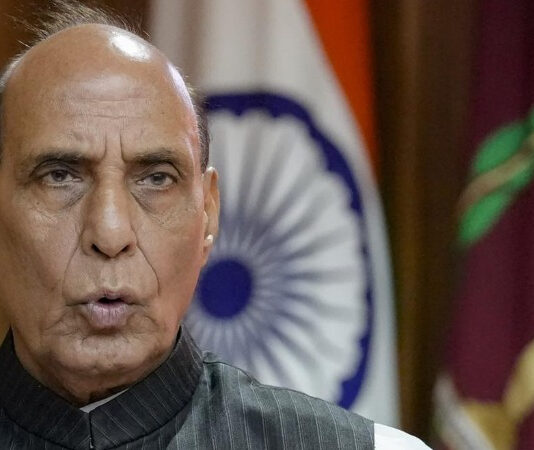 இந்திய கடற்படை போரில் இறங்கியிருந்தால் பாகிஸ்தான் 4 பகுதிகளாக பிரிக்கப்பட்டிருக்கும்: ராஜ்நாத் சிங் கருத்து