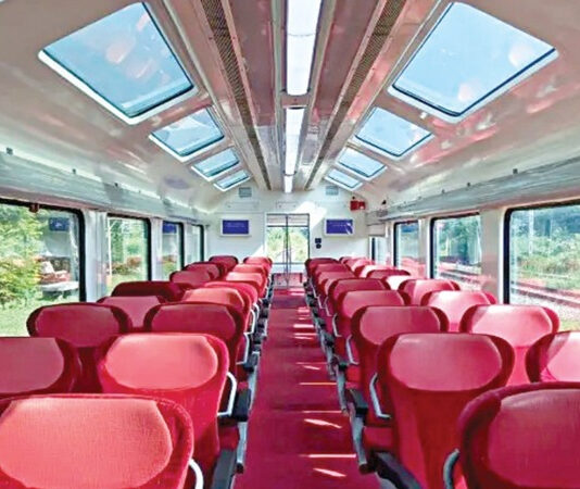 நாட்டின் முதல் விஸ்டாடோம் ஜங்கிள் சபாரி ரயில்பெட்டி உத்தர பிரதேச அரசு அறிமுகம்