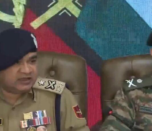 காஷ்மீர் என்கவுன்ட்டரில் கொல்லப்பட்ட 6 தீவிரவாதிகளில் 2 பேர் பெரிய தாக்குதல்களில் தொடர்புடையவர்கள்: இந்திய ராணுவம்