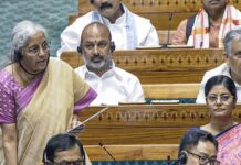 திருத்தப்பட்ட வருமான வரி மசோதா மக்களவையில் நிறைவேற்றம்