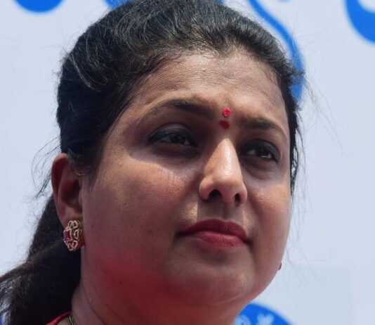 ரூ.100 கோடி ஊழல்: ரோஜா மீது பெண் எம்எல்ஏ புகார்