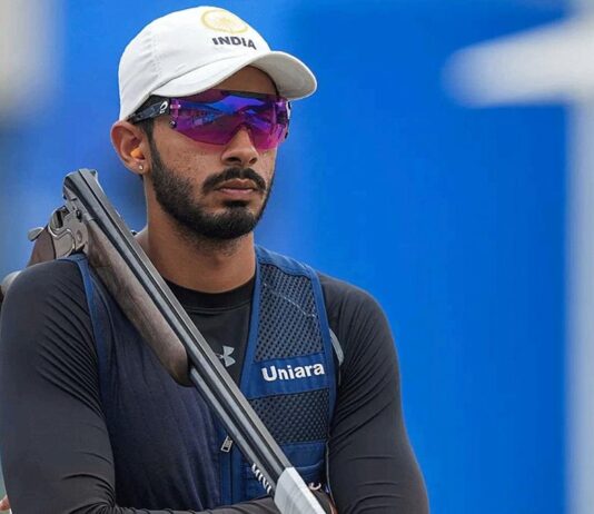 தங்கம் வென்றார் அனந்த் ஜீத் நருகா!