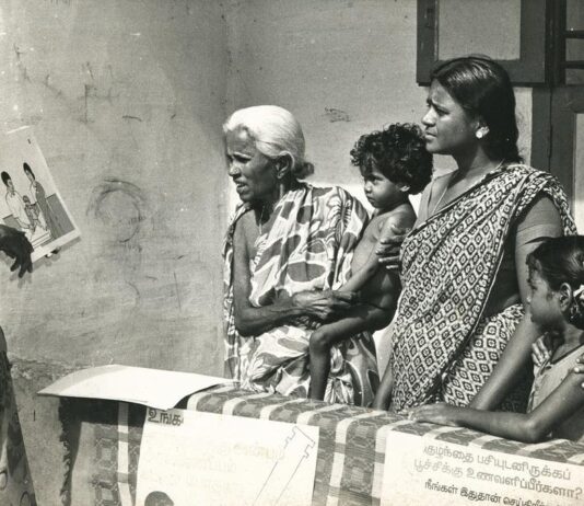 அவசரநிலை காலத்தில் நாட்டில் 1.07 கோடி பேருக்கு குடும்பக் கட்டுப்பாடு