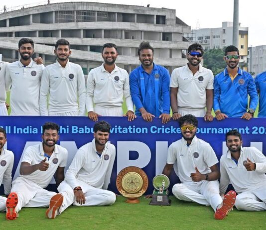 புச்சி பாபு தொடரில் ஹைதராபாத் சாம்பியன்