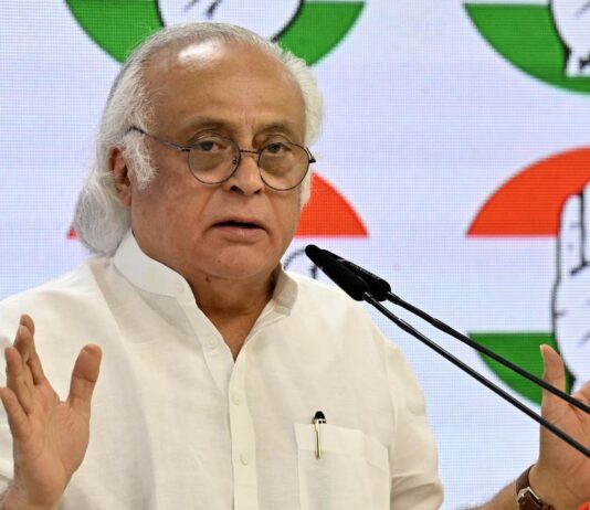 பிஹாரில் 160+ இடங்களில் வெற்றி பெறுவோம் என அமித் ஷா கூறுவது வாக்கு திருட்டின் மீதான நம்பிக்கை: காங்.