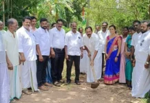 கொல்லங்கோடு: வளர்ச்சி பணிகளை துவக்கிய எம்எல்ஏ