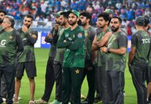 ‘பாகிஸ்தான் அணியின் ரசிகராக இருப்பது எளிய காரியம் அல்ல” – பாக். கிரிக்கெட் ரசிகர்கள் விரக்தி