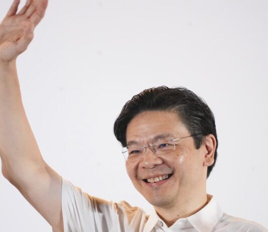 வர்த்தக உறவை மேம்படுத்த 3 நாள் பயணமாக இந்தியாவுக்கு வந்தார் சிங்கப்பூர் பிரதமர் லாரன்ஸ்