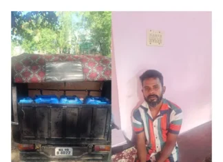 நித்திரவிளை: ஆட்டோவில் கடத்திய மண்ணெண்ணெய் பறிமுதல்