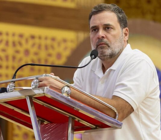 ராகுல் காந்தி மன்னிப்பு கேட்க வேண்டும்: உ.பி.யில் பாஜகவினர் போராட்டம்