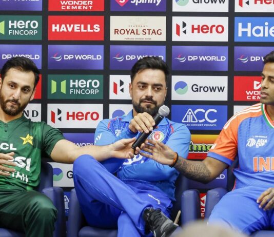 இந்தியா – பாக். கிரிக்கெட் போட்டிக்கு தடைவிதிக்க உச்ச நீதிமன்றம் மறுப்பு