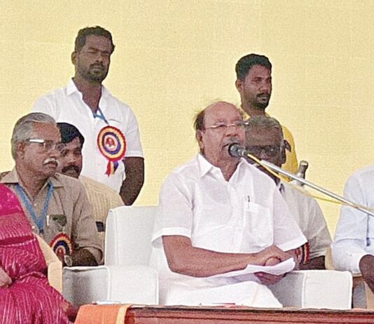 விரைவில் 3 எம்எல்ஏக்கள் என்னுடன் வருவார்கள்: ராமதாஸ் நம்பிக்கை