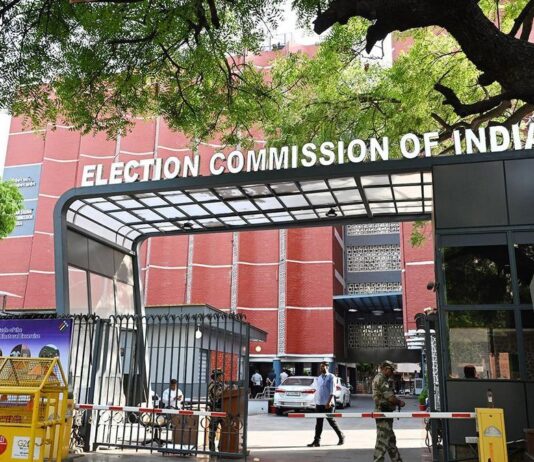 வாக்காளர் சிறப்பு திருத்தத்துக்கு ஏற்பாடு: தேர்தல் ஆணையம் அறிவுறுத்தல்