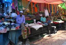 பிரபல இந்தூர் ஷீதலா மாதா மார்க்கெட்டில் முஸ்லிம் விற்பனையாளர்களுக்கு தடை: உள்ளூர் பாஜக தலைவர் உத்தரவால் சர்ச்சை