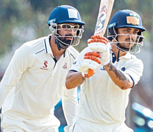 ரஞ்சி கிரிக்கெட் போட்டி: இஷான் கிஷன் அபார சதம்