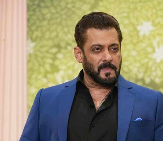 சல்மான் கான் தீவிரவாதியாம்: சொல்கிறது பாகிஸ்தான்