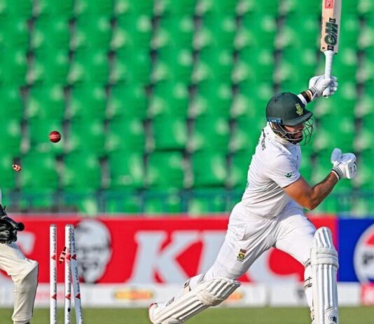 தெ.ஆப்பிரிக்காவுக்கு 277 ரன் இலக்கு