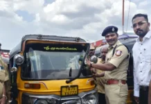 மார்த்தாண்டம்: ஆட்டோக்களில் கியூஆர் கோடு எஸ் பி தொடங்கினார்