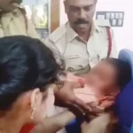 தக்கல: நாற்காலியில் சிக்கிய குழந்தை; மீட்ட தீயணைப்பு வீரர்கள்