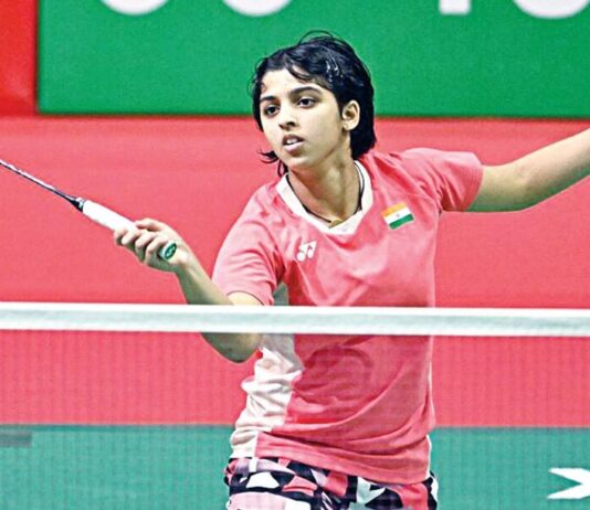 உலக ஜூனியர் பாட்மிண்டன் போட்டி: தன்வி, உன்னதி முன்னேற்றம்