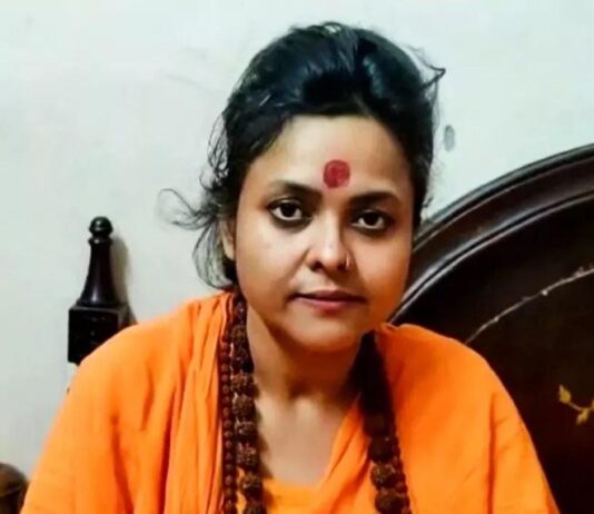 அலிகர் கொலை வழக்கில் தலைமறைவான பெண் சாமியார் பூஜாவை தேடும் பணி தீவிரம்