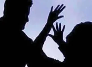 தக்கலை: ஆபாச சைகை மூலம் பெண்ணுக்கு தொல்லை ரவுடி கைது