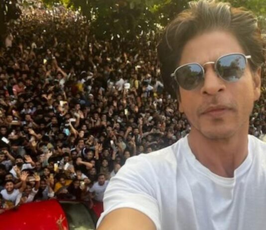 “கூட்ட நெரிசலை தவிர்க்கவே இந்த முடிவு…” – ரசிகர்களிடம் மன்னிப்புக் கோரிய ஷாருக்கான்