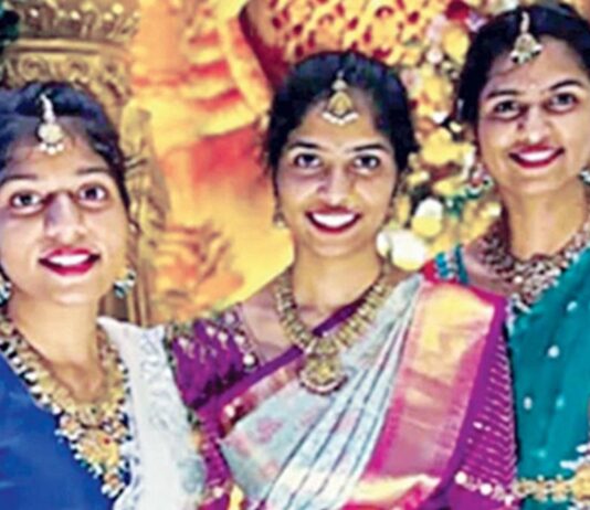 ஹைதராபாத் அருகே சாலை விபத்து: ஒரே குடும்பத்தில் 3 சகோதரிகள் உயிரிழப்பு