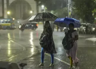 குமரி: இரவு 10 மணி வரை மழை