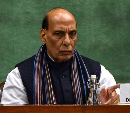 ராணுவத்துக்கு மதம், ஜாதி கிடையாது: ராகுல் கருத்துக்கு அமைச்சர் ராஜ்நாத் சிங் பதில்