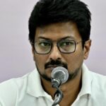 கல்லூரி மாணவருக்கு டிசம்பரில் மடிக்கணினி: உதயநிதி ஆலோசனை