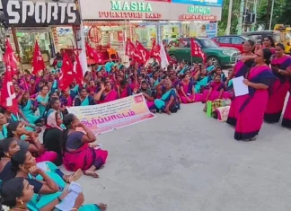 குமரி: அரசு ஊழியராக்க கோரி அங்கன்வாடி ஊழியர் ஆர்ப்பாட்டம்