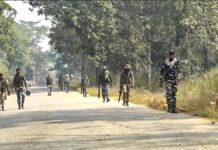 முக்கிய பெண் நக்சலைட் சத்தீஸ்கர் மாநிலத்தில் சரண்