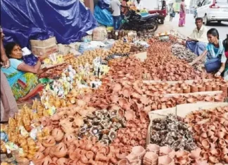 நாகர்கோவிலில் அகல் விளக்குகள் விற்பனை தீவிரம்.