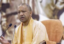 உ.பி.யில் பள்ளி, கல்லூரிகளில் ‘வந்தே மாதரம்’ கட்டாயம்: முதல்வர் யோகி ஆதித்யநாத் உத்தரவு