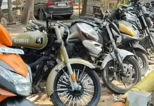 குளச்சல்: அதிவேகமாக ஓட்டிய 42 பைக்குகள் பறிமுதல்