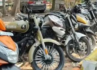 குளச்சல்: அதிவேகமாக ஓட்டிய 42 பைக்குகள் பறிமுதல்