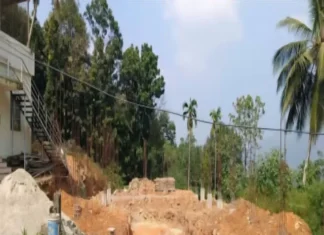 பத்துகாணி அரசு ஆரம்ப சுகாதார நிலைய புதிய கட்டிடம் பணிகள் நிறுத்தம்