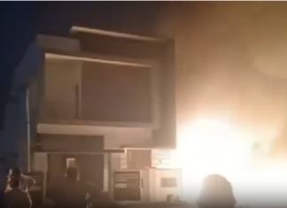 நாகர்கோவில் அருகே ஆக்கர் கடையில் தீ விபத்து.