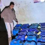 பூத்துறை: பாழடைந்த வீட்டில் 1600 லி. மண்ணெண்ணெய் பறிமுதல்